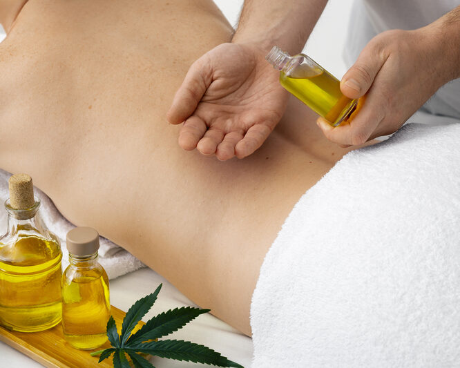 Les huiles de massage au CBD : quels bienfaits pour la peau et les muscles ?